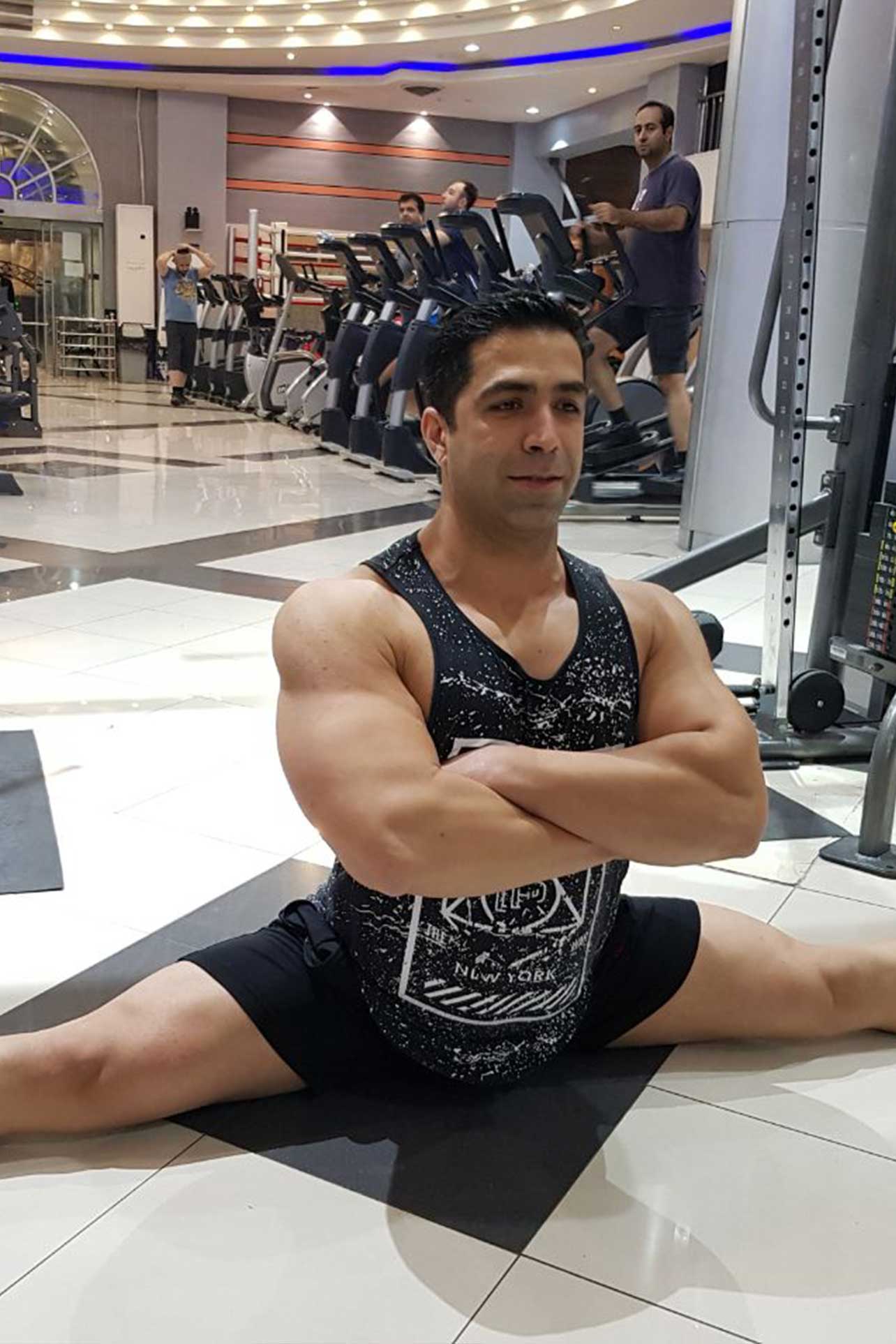 استاد آمادگی جسمانی رضا زیبایی